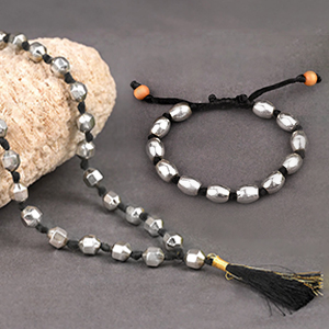 Parad Malas & Bracelets